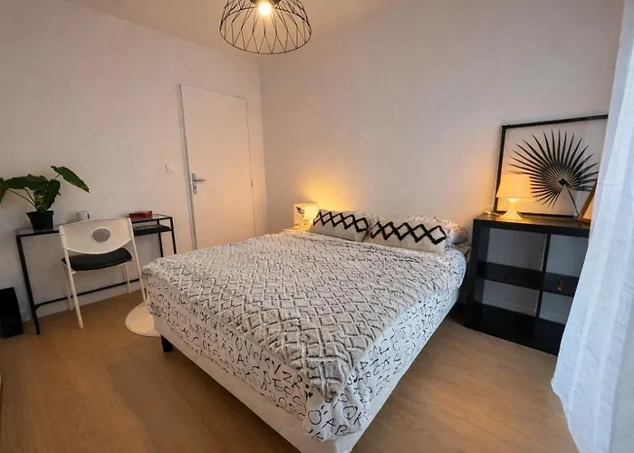 דירה L'instant Cocoon Central-parking-4prs *
